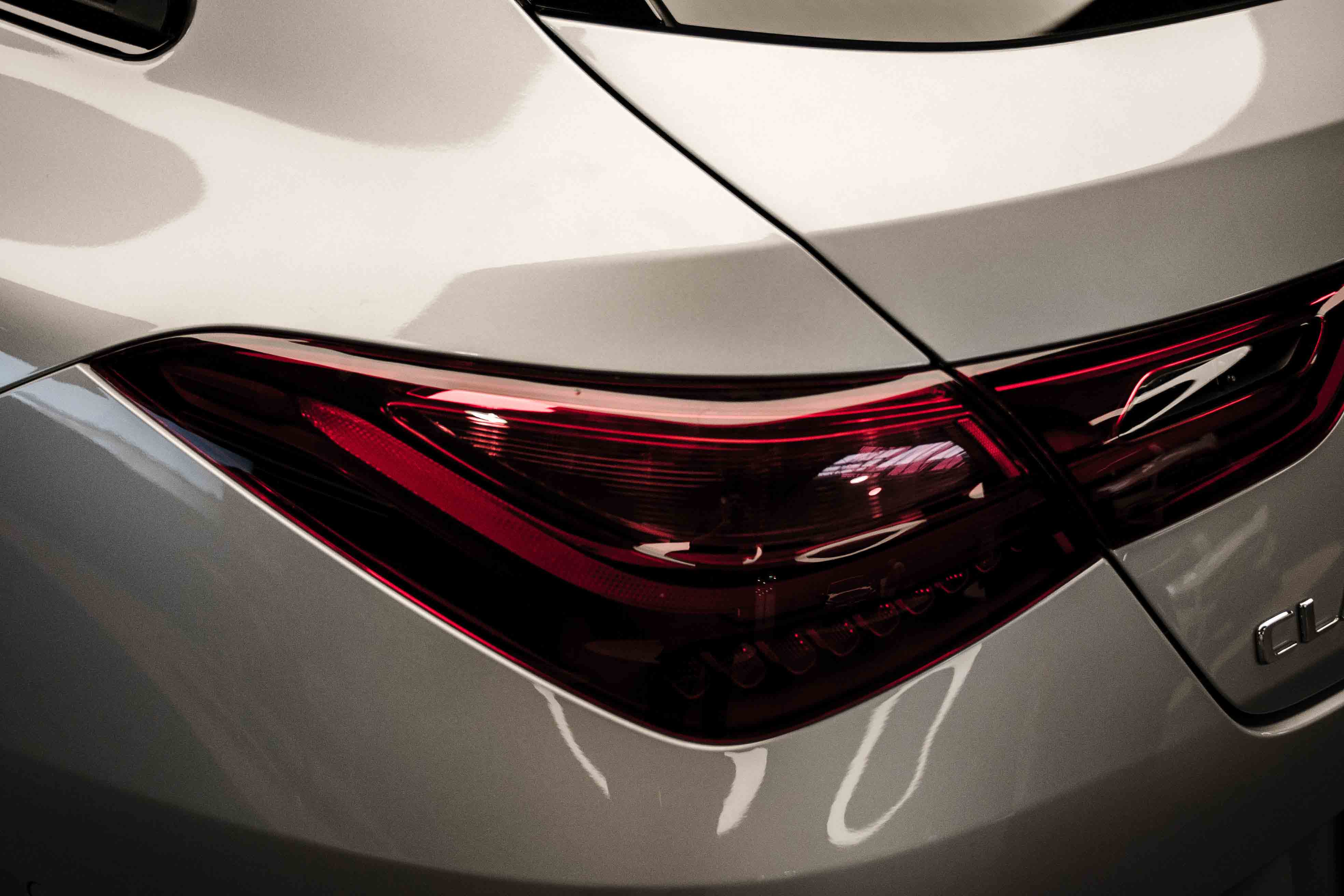 closeup photo of a mercedes Benz car